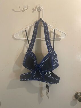 NWT BCBGMaxAzria Navy & White Embroidered Halter Top Crop Top With Cutouts